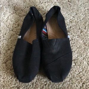 Women’s Toms